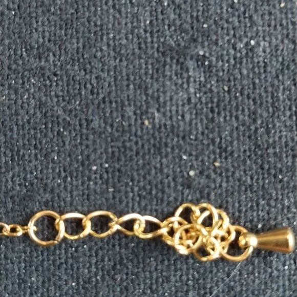 Dainty Enamel Heart Bracelet that is Reversible...New - Picture 8 of 8